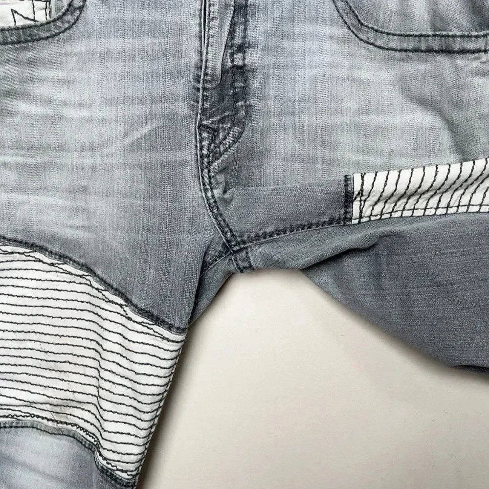 True Religion Mens Size 40 Rocco Biker Skinny Fit Jean In Grey